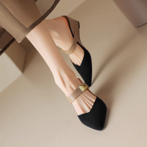 รองเท้าส้นเตารีด size 33 - 42