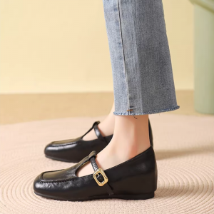 รองเท้าส้นเตารีด