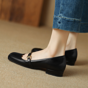 รองเท้าคัทชู size 32